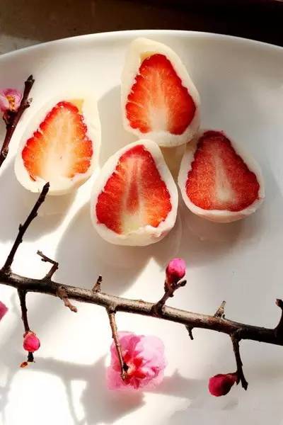草莓季变着花样吃草莓,30道草莓美食疯狂来袭