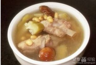 新妈月子餐食谱之黄豆排骨汤