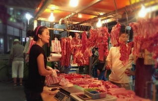 为啥屠户要把猪肉放案板上卖,而将羊肉悬挂起来卖 看完涨知识了 