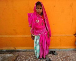 印度童婚习俗 少女命运悲惨 