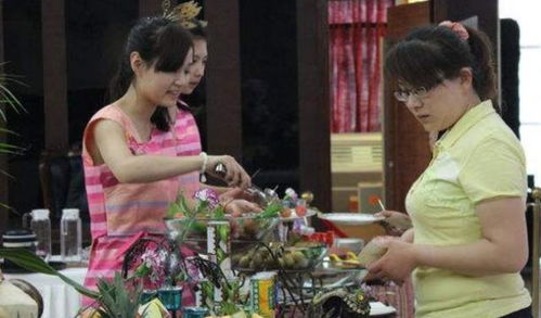 泰国旅游需要注意什么 导游 不要接当地水果摊商贩给你的手套