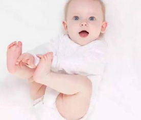 为什么说宝宝三岁前需要 戒掉 纸尿裤 
