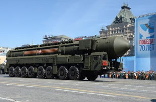 俄罗斯16年新增300枚核弹握10个核导弹师最高战备