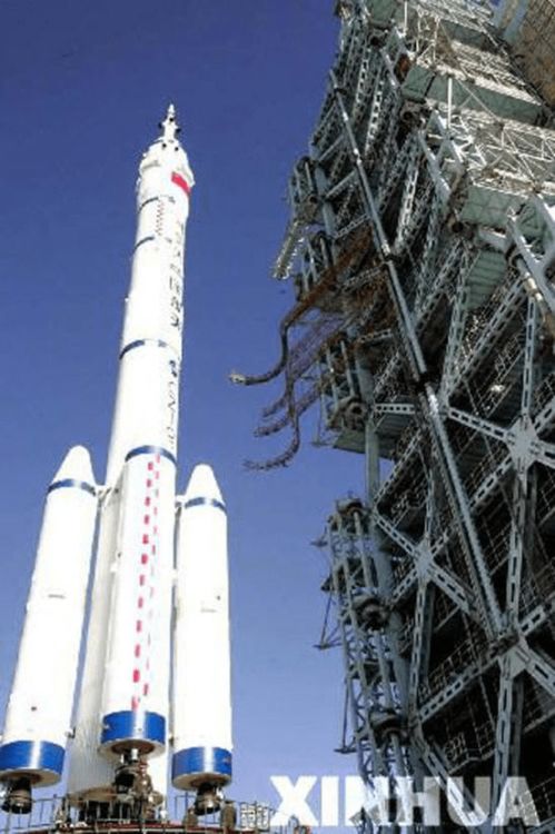 中国载人航天工程 三步走 之初步探索