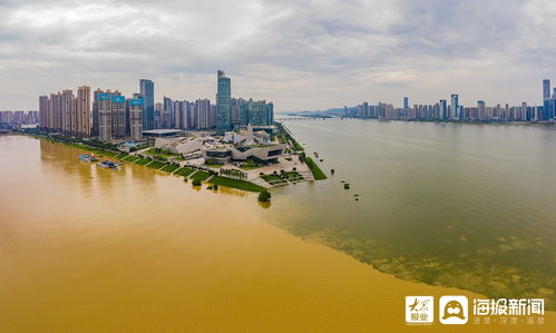 长沙 航拍湘江浏阳河泾渭分明变 鸳鸯锅