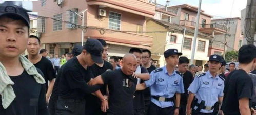 江西5天杀3人疑犯刚刚落网 抓捕现场画面曝光